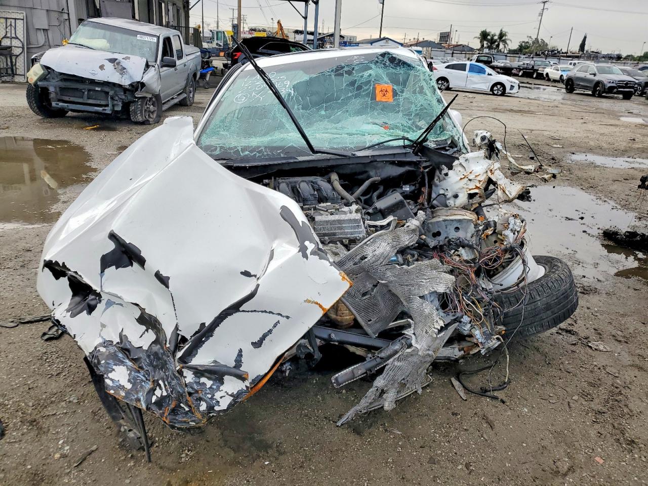 2009 TOYOTA CAMRY SE photo 5