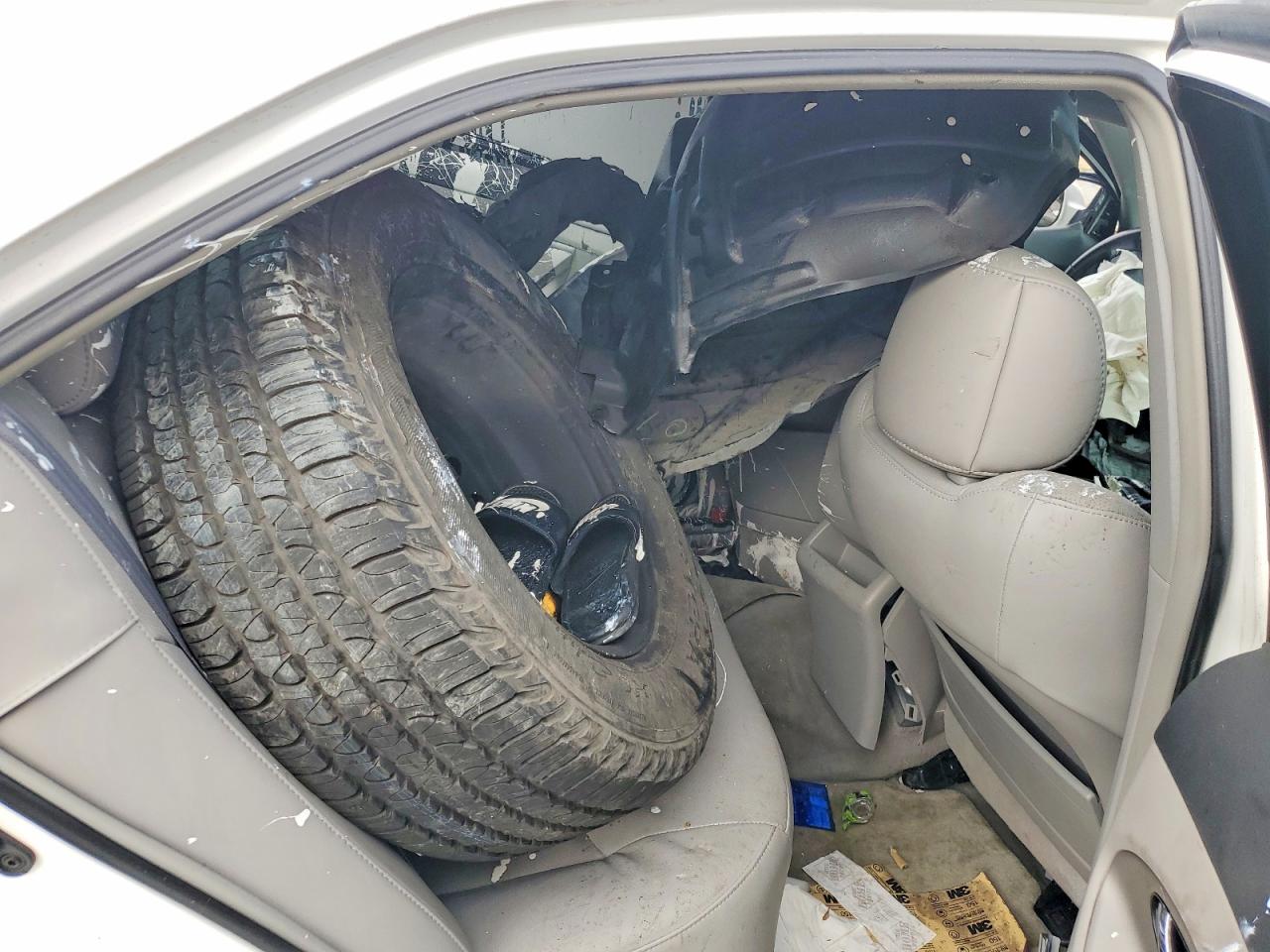 2009 TOYOTA CAMRY SE photo 10