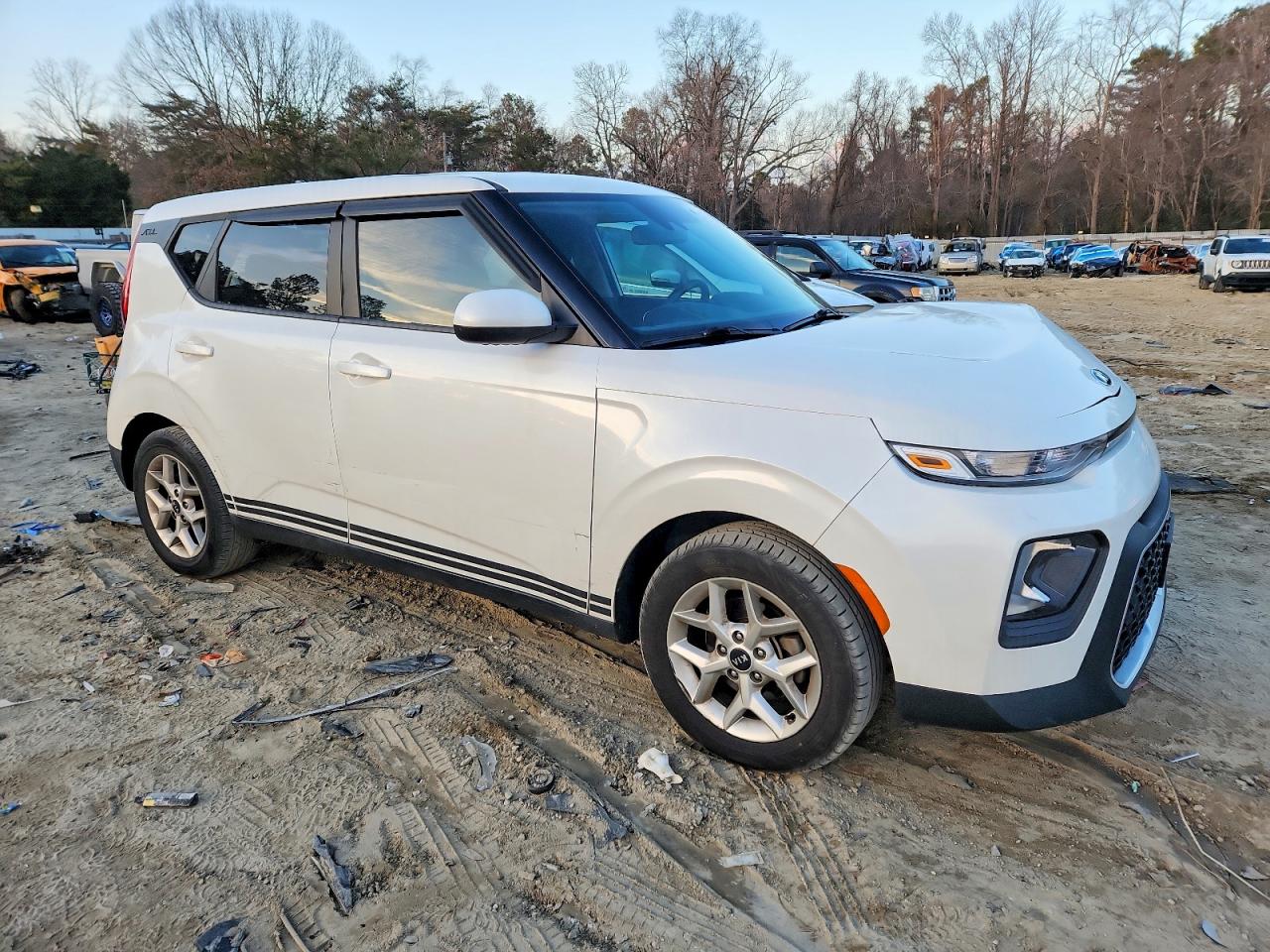 2020 KIA SOUL LX photo 4