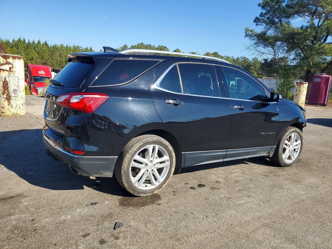 2020 CHEVROLET EQUINOX PREMIER photo 3