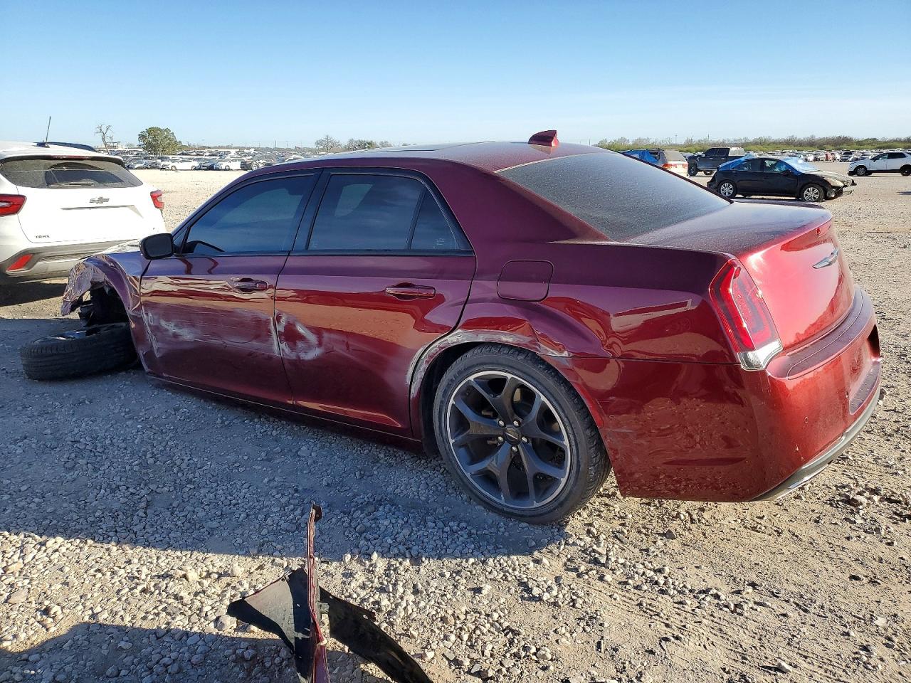 2021 CHRYSLER 300 S photo 2