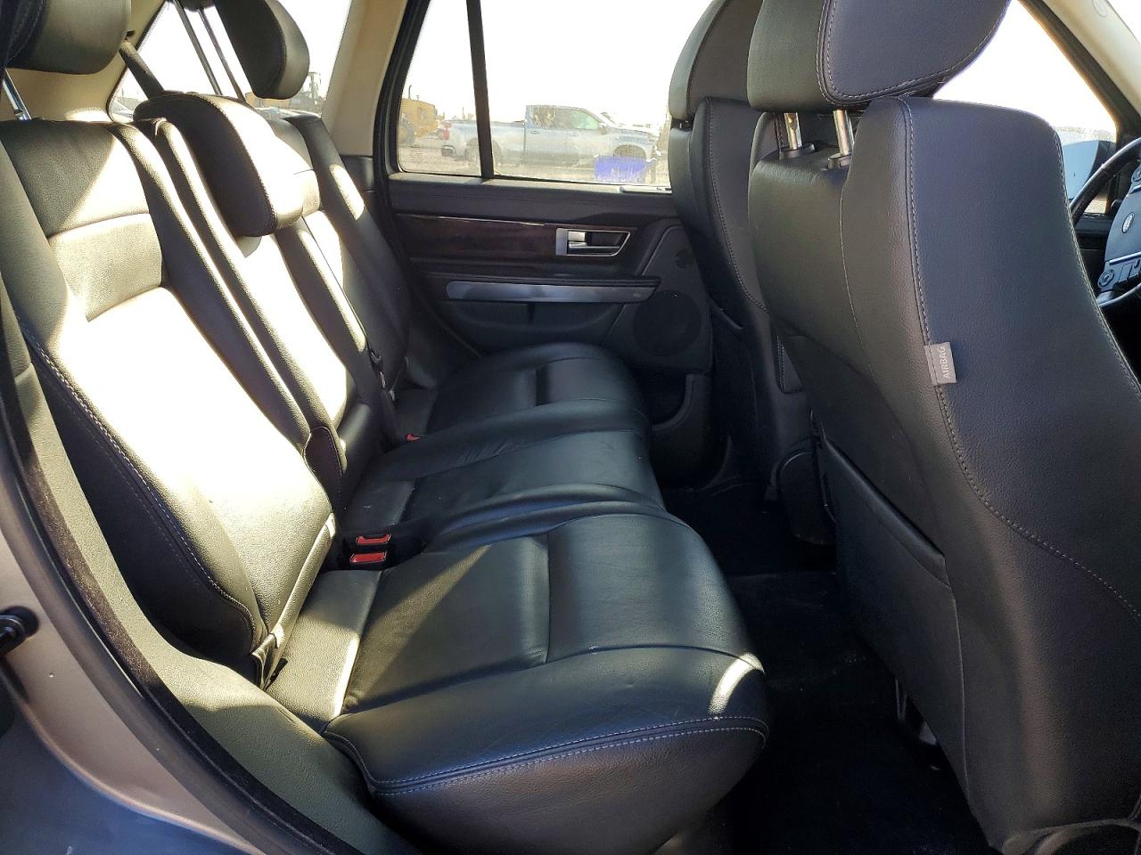2011 LAND ROVER RANGE ROVER SPORT HSE photo 11