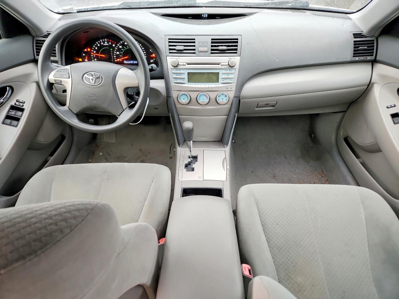 2009 TOYOTA CAMRY BASE photo 8