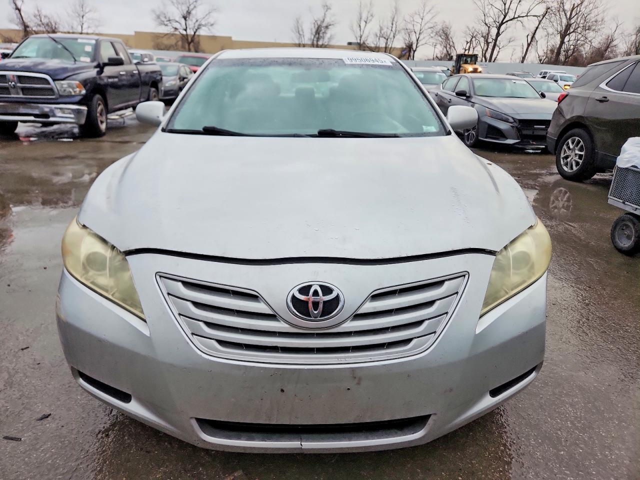 2009 TOYOTA CAMRY BASE photo 5