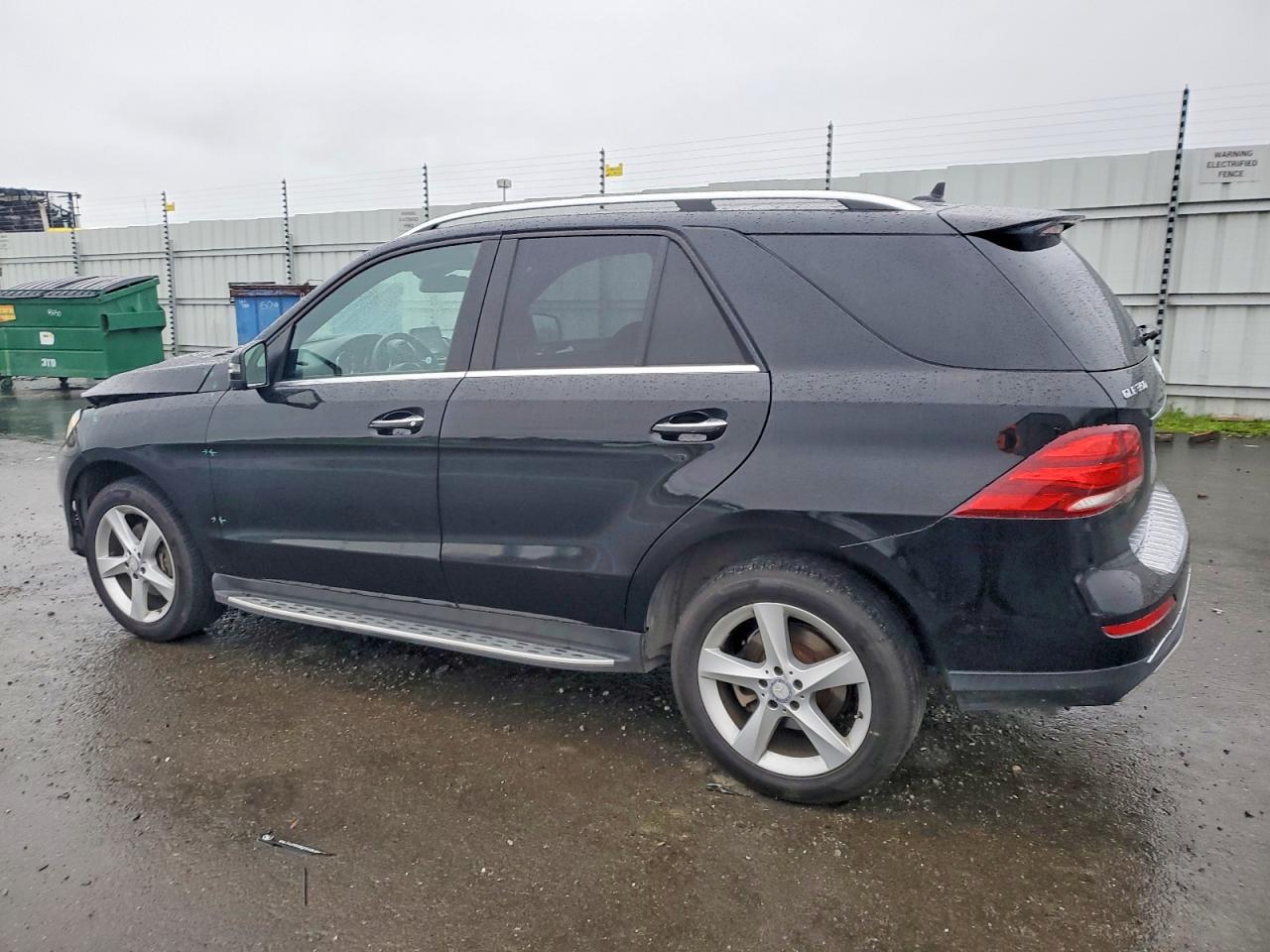 2017 MERCEDES-BENZ GLE 350 4MATIC photo 2