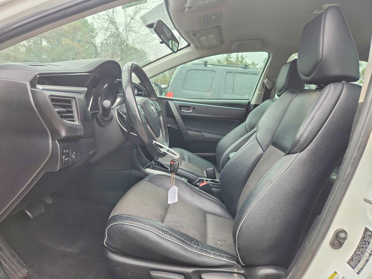 2016 TOYOTA COROLLA L photo 7