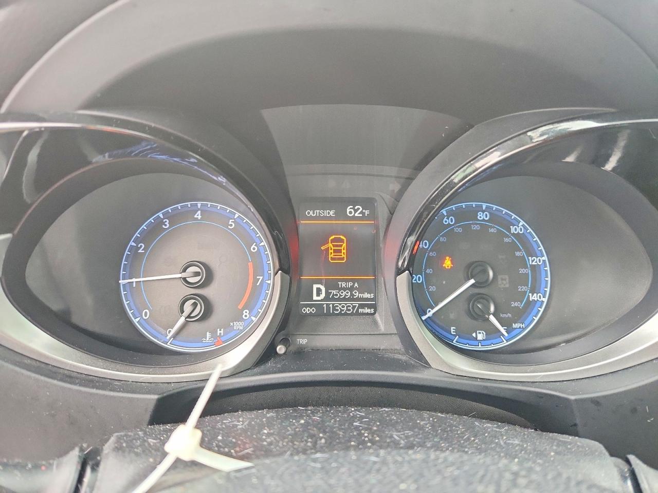 2016 TOYOTA COROLLA L photo 9