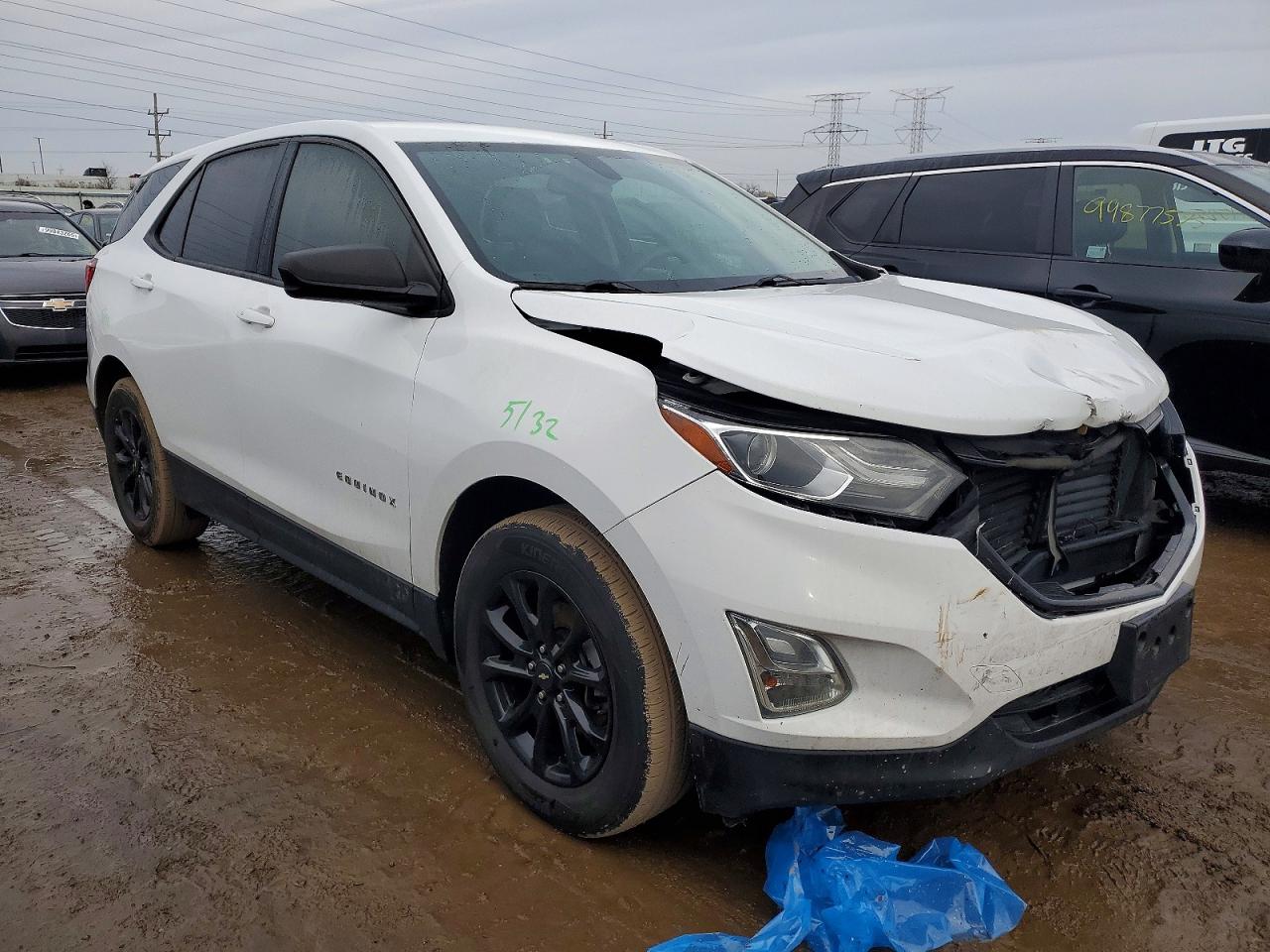 2019 CHEVROLET EQUINOX LS photo 4