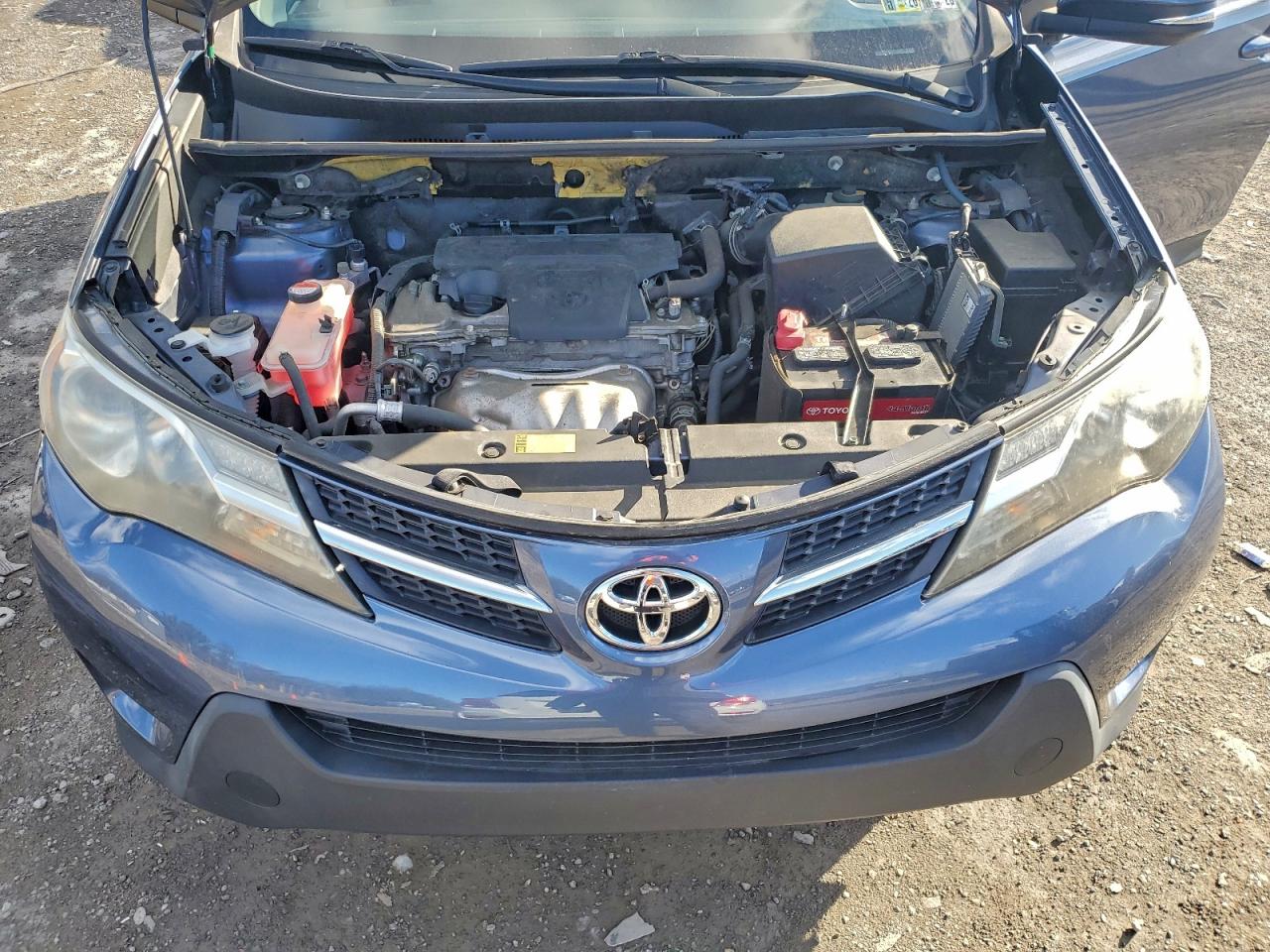 2014 TOYOTA RAV4 XLE photo 12