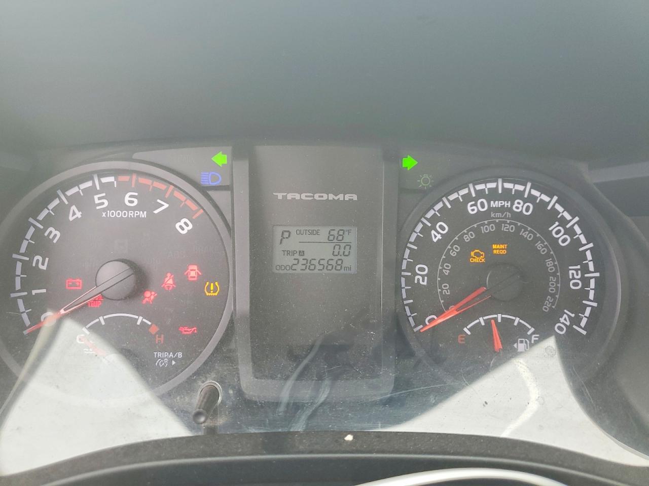 2017 TOYOTA TACOMA DOUBLE CAB photo 9