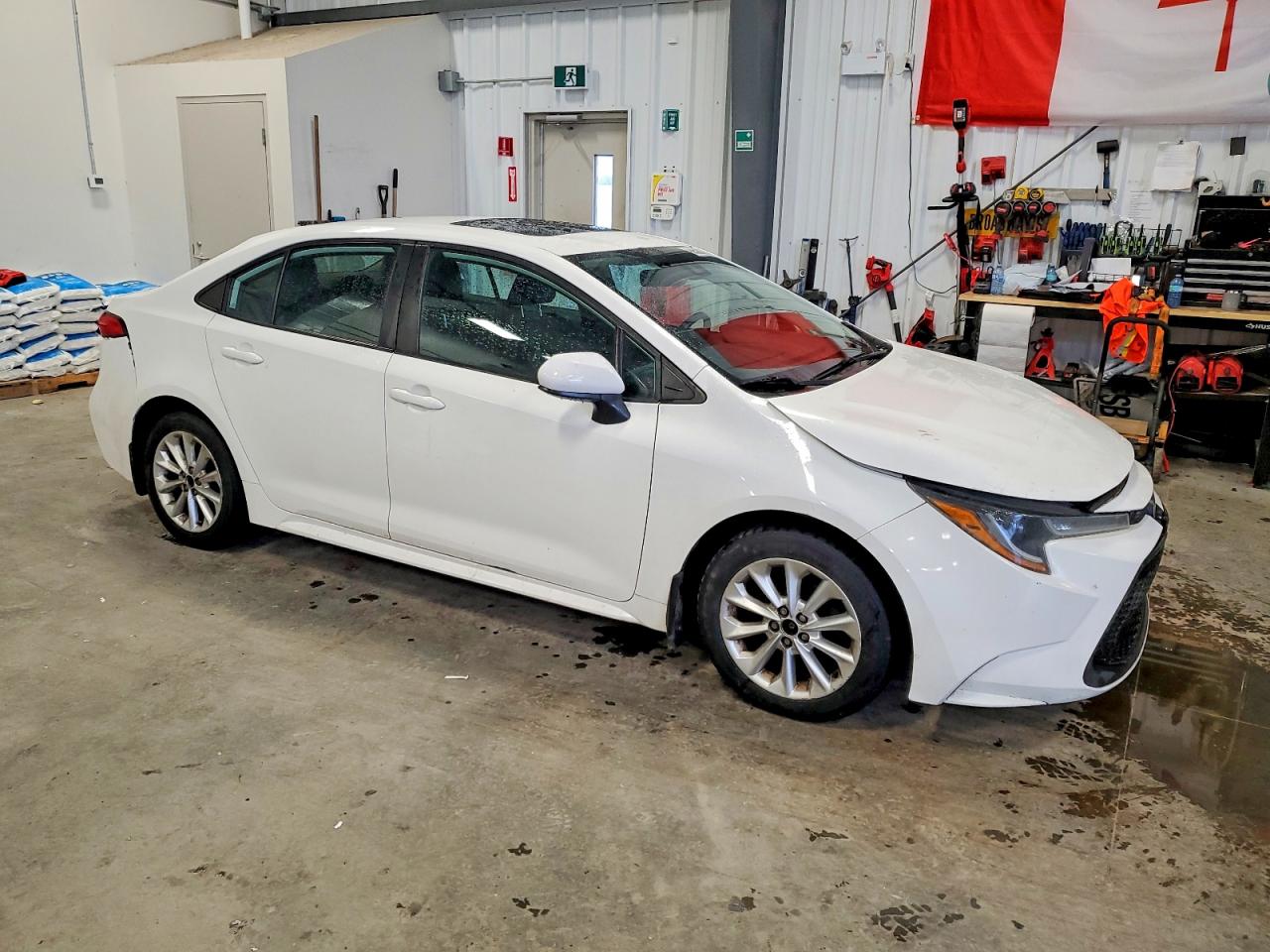 2020 TOYOTA COROLLA LE photo 4