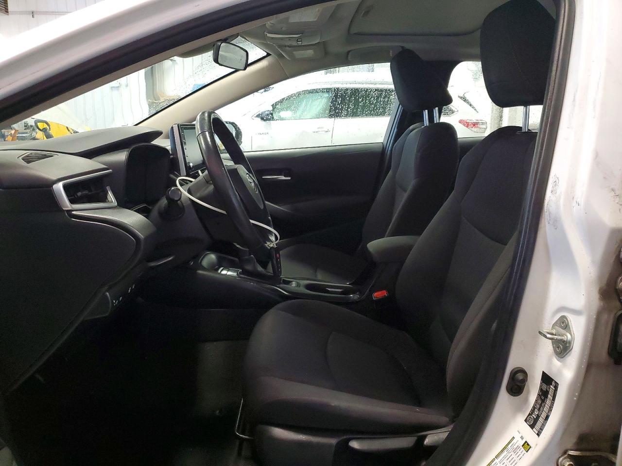 2020 TOYOTA COROLLA LE photo 7