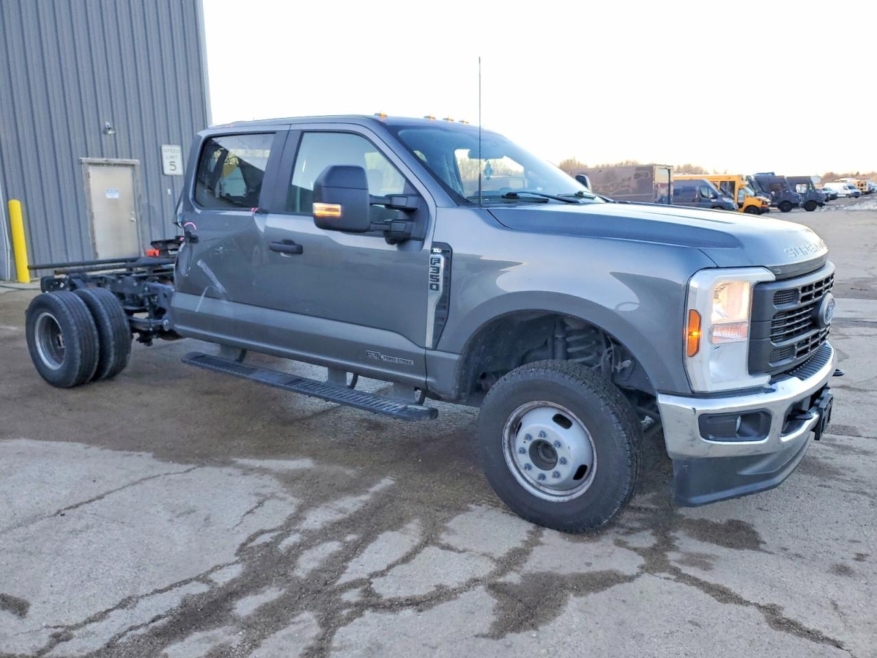 2024 FORD F350 SUPER DUTY photo 4