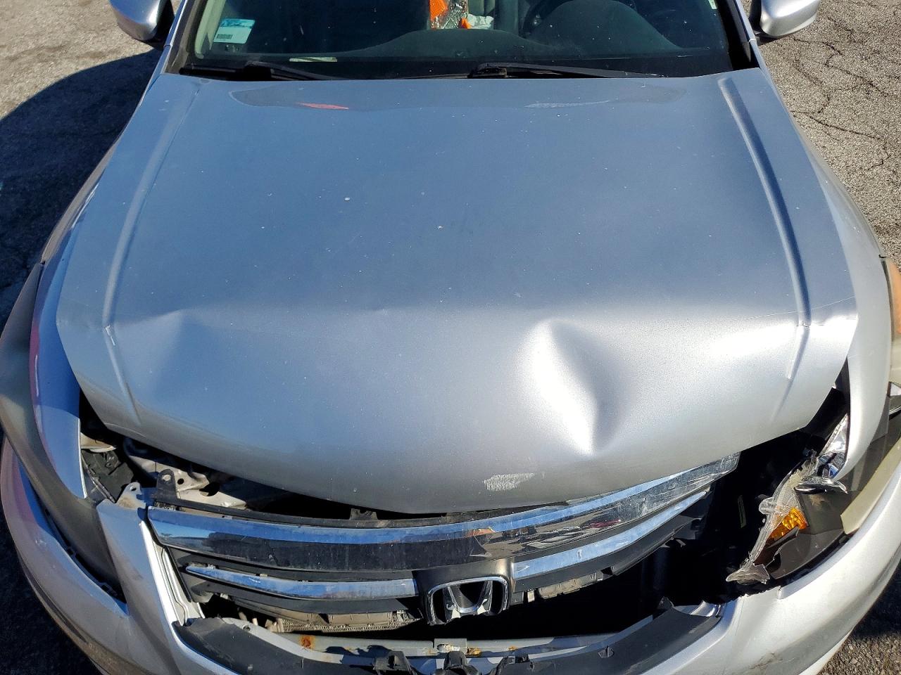 2011 HONDA ACCORD EXL photo 11