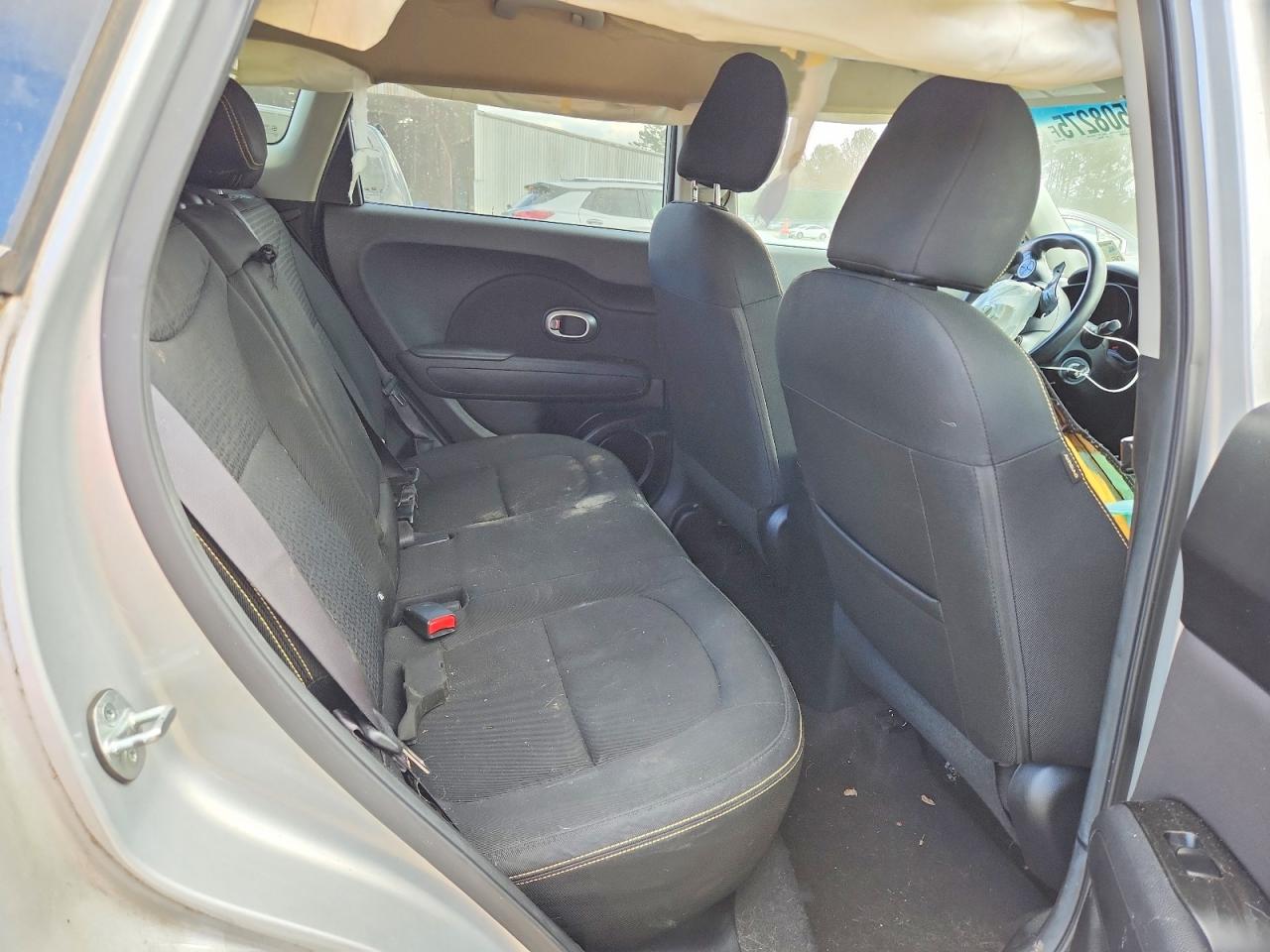 2016 KIA SOUL + photo 10
