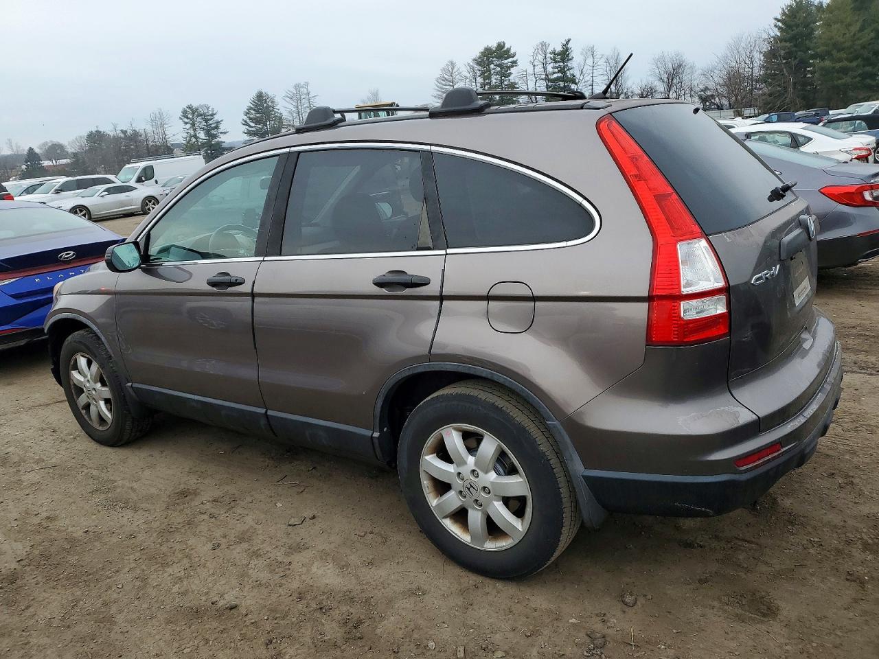 2011 HONDA CR-V SE photo 2