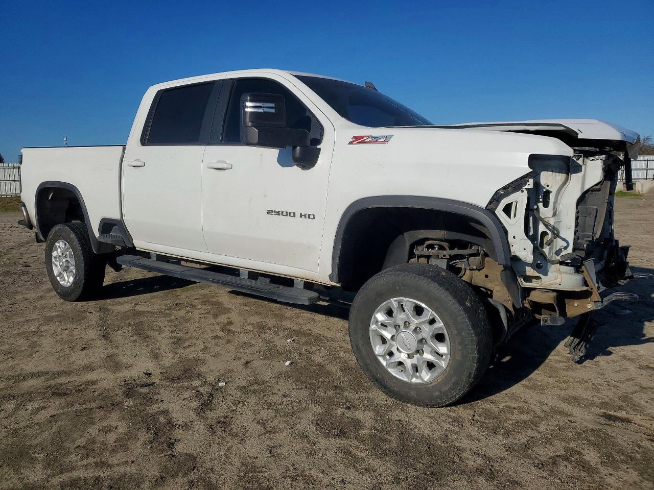 2020 CHEVROLET SILVERADO K2500 HEAVY DUTY LT photo 4