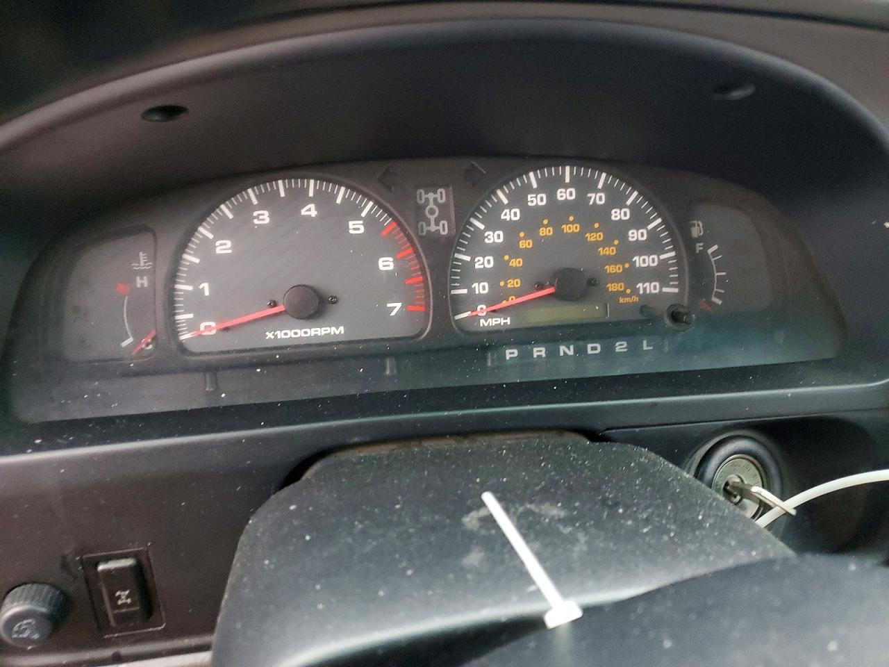 2001 TOYOTA 4RUNNER SR5 photo 9