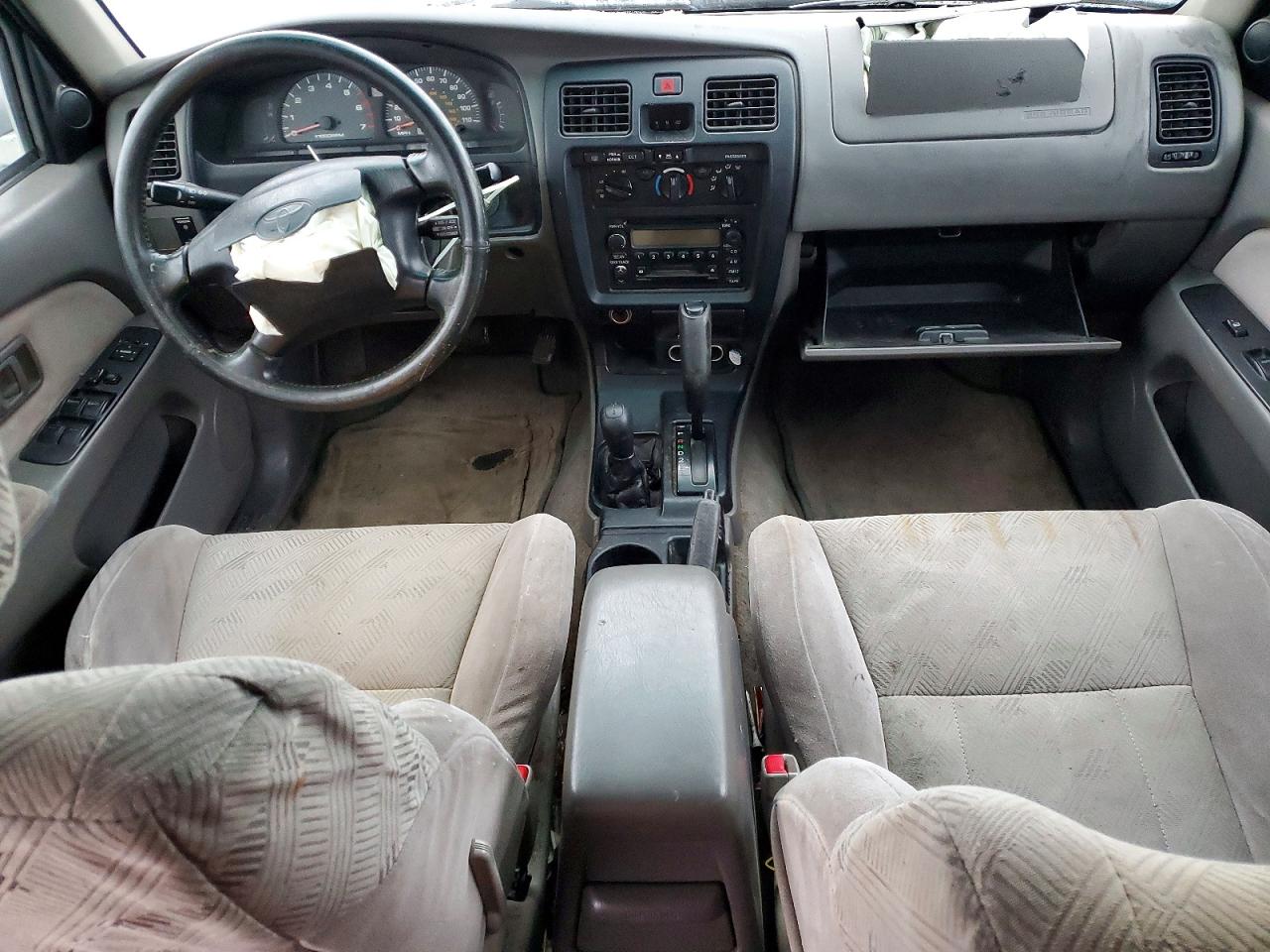 2001 TOYOTA 4RUNNER SR5 photo 8