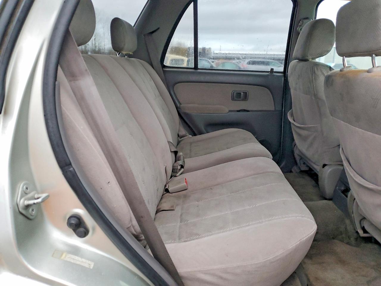 2001 TOYOTA 4RUNNER SR5 photo 11