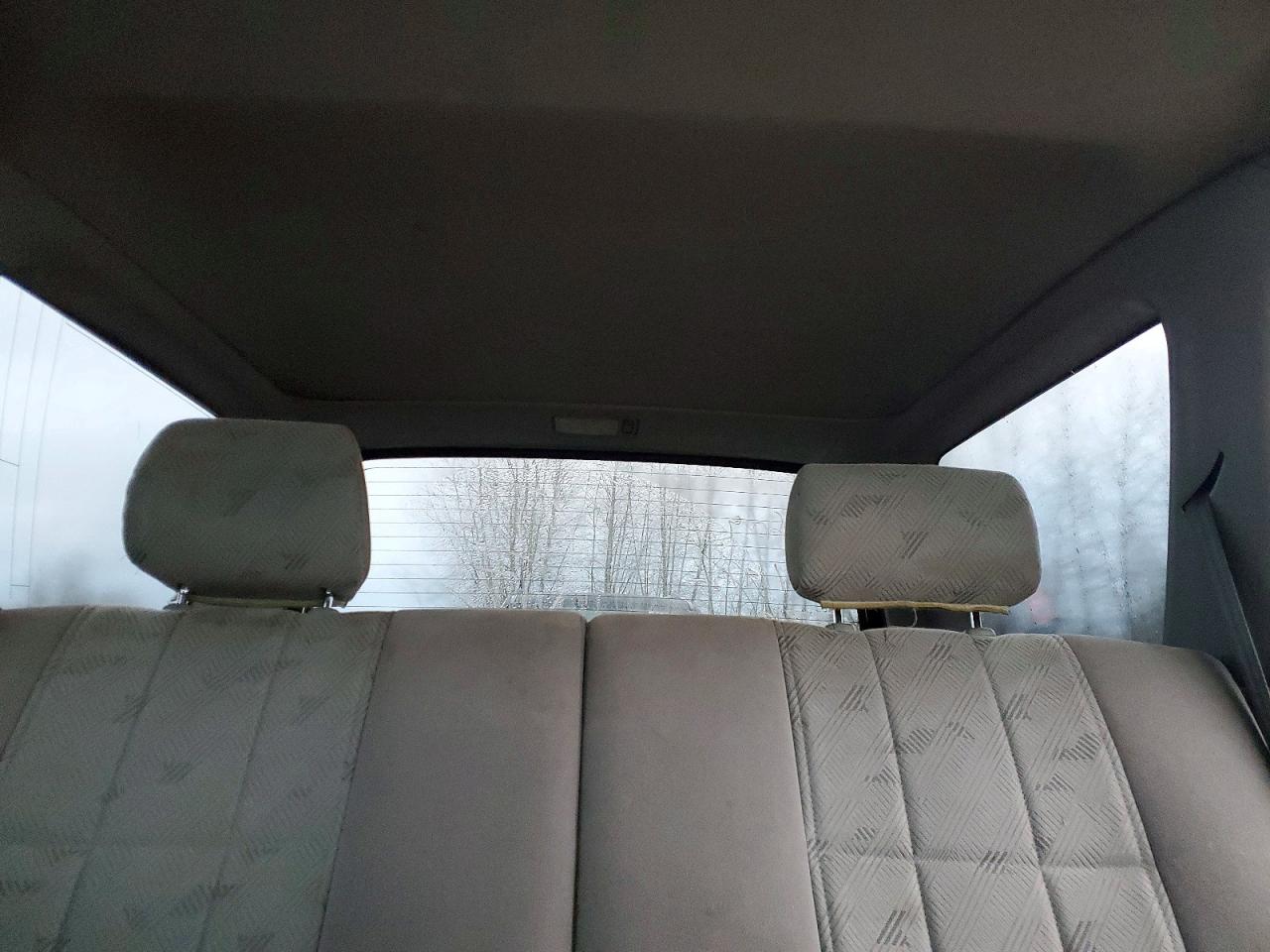 2001 TOYOTA 4RUNNER SR5 photo 10