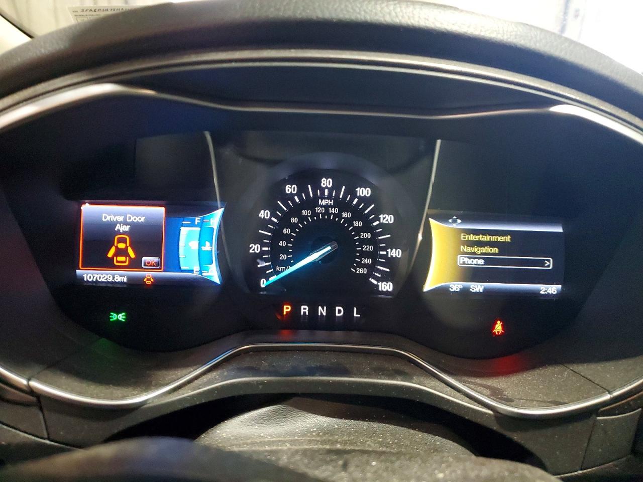 2017 FORD FUSION SE photo 9