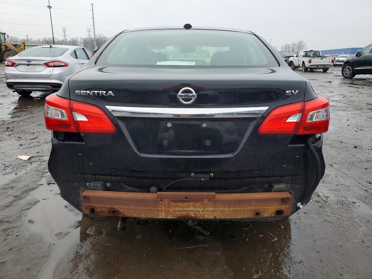 2019 NISSAN SENTRA S photo 6