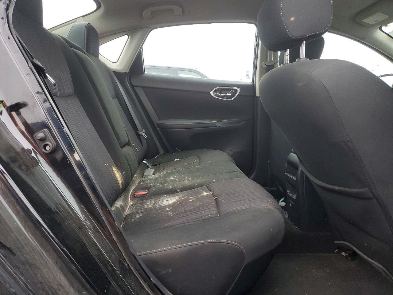 2019 NISSAN SENTRA S photo 10