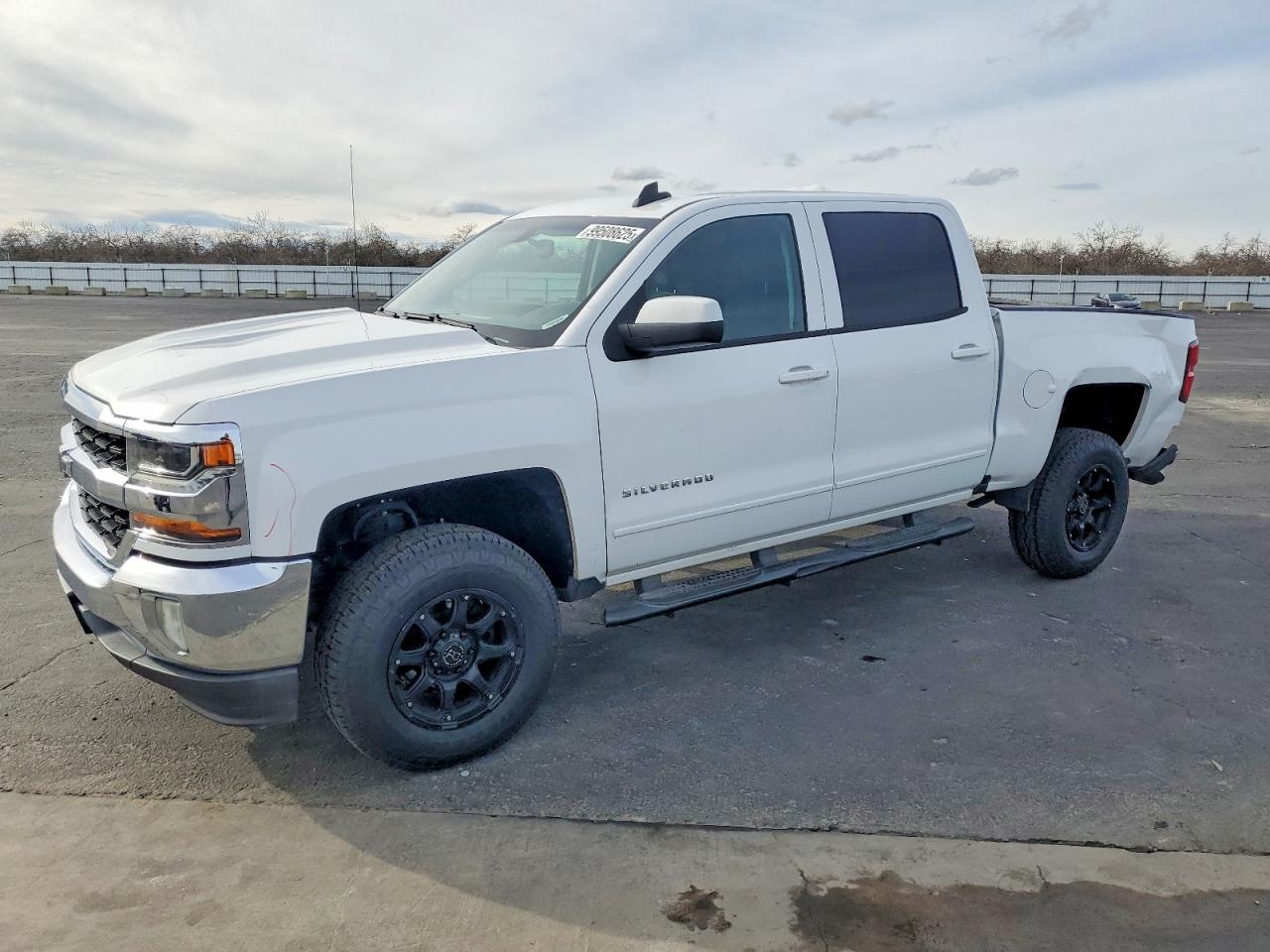 2017 CHEVROLET SILVERADO