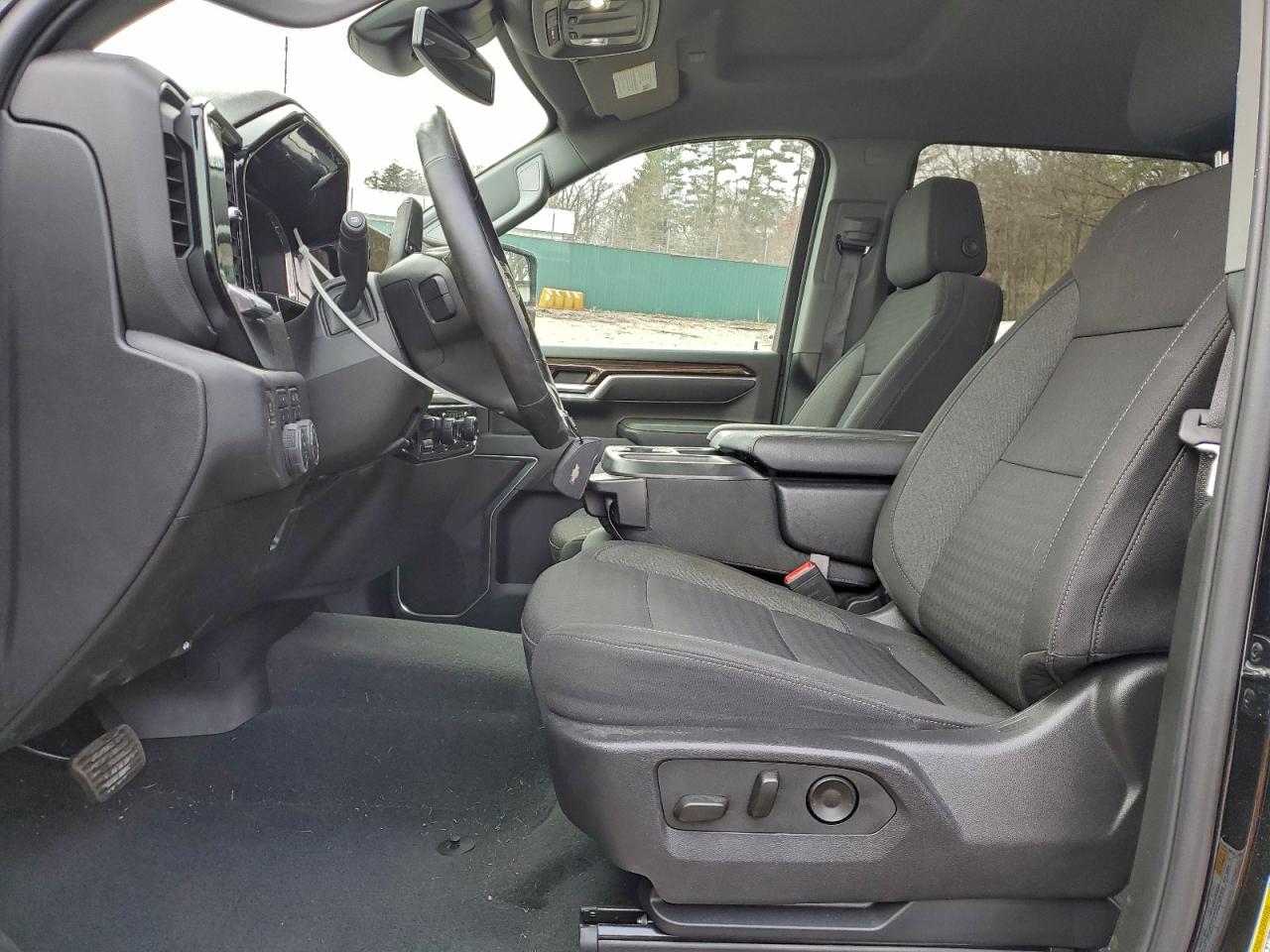 2025 CHEVROLET SILVERADO K2500 HEAVY DUTY LT photo 19