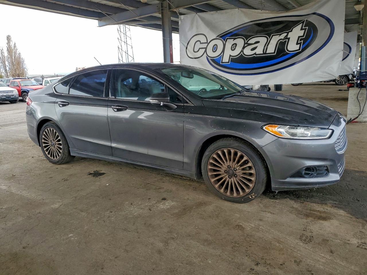 2015 FORD FUSION TITANIUM photo 4