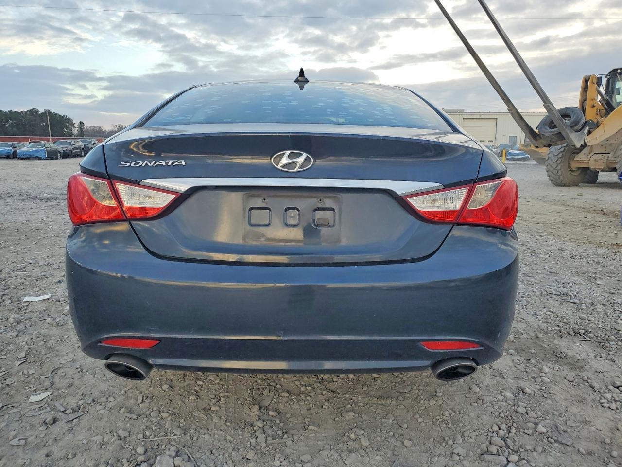 2011 HYUNDAI SONATA SE photo 6