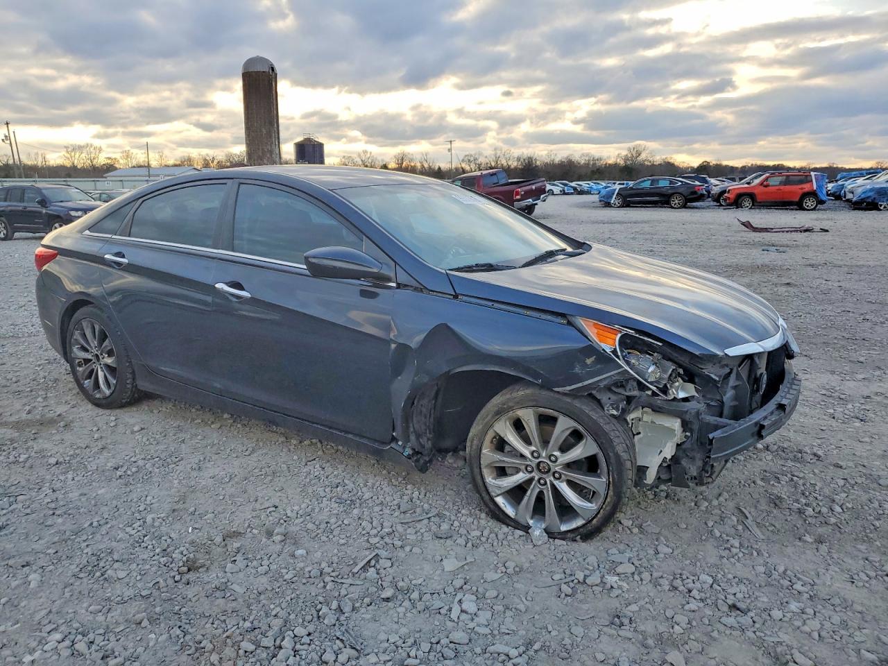 2011 HYUNDAI SONATA SE photo 4