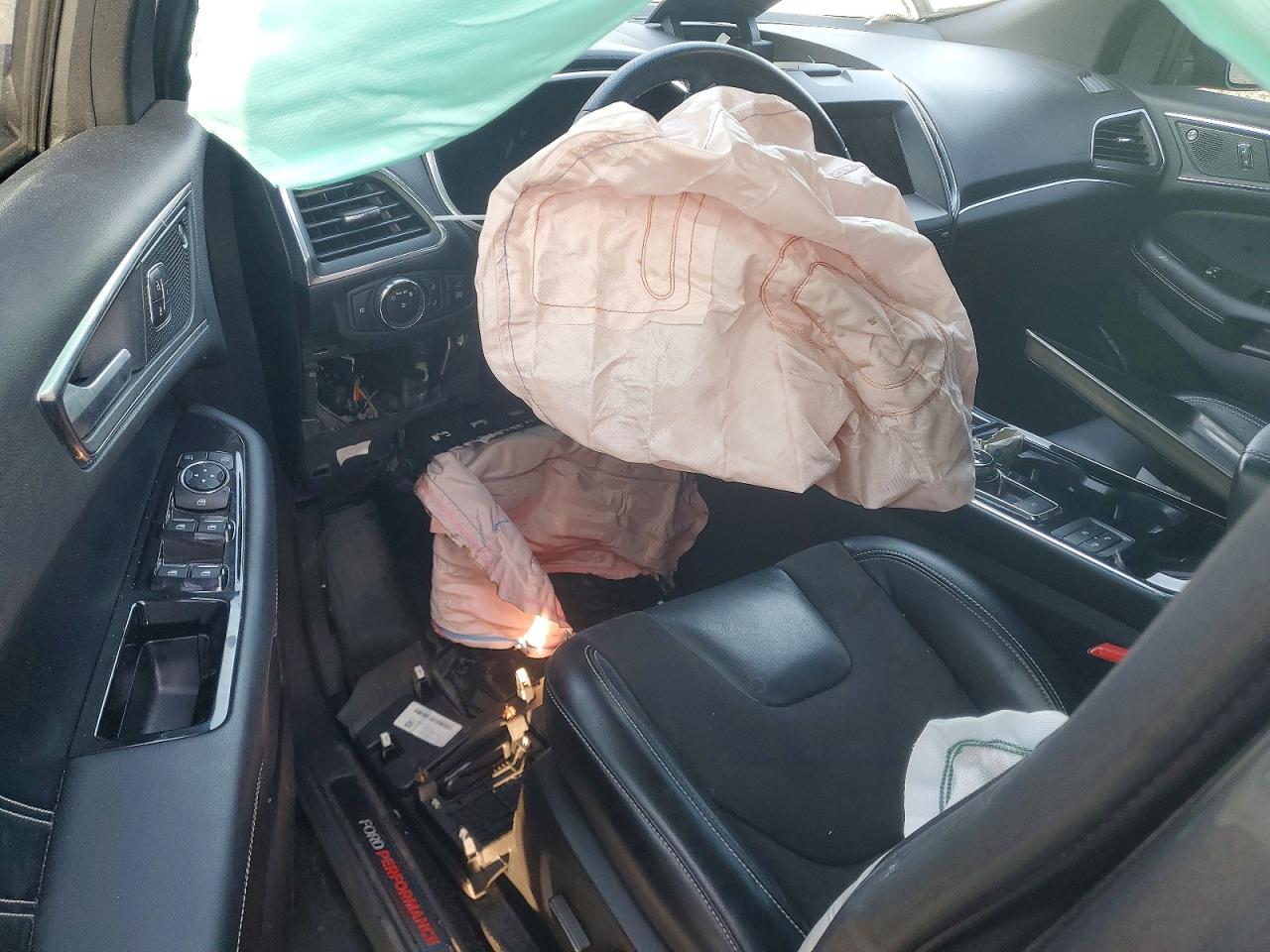 2019 FORD EDGE ST photo 8