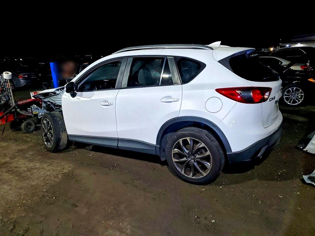 2016 MAZDA CX-5 GT photo 2