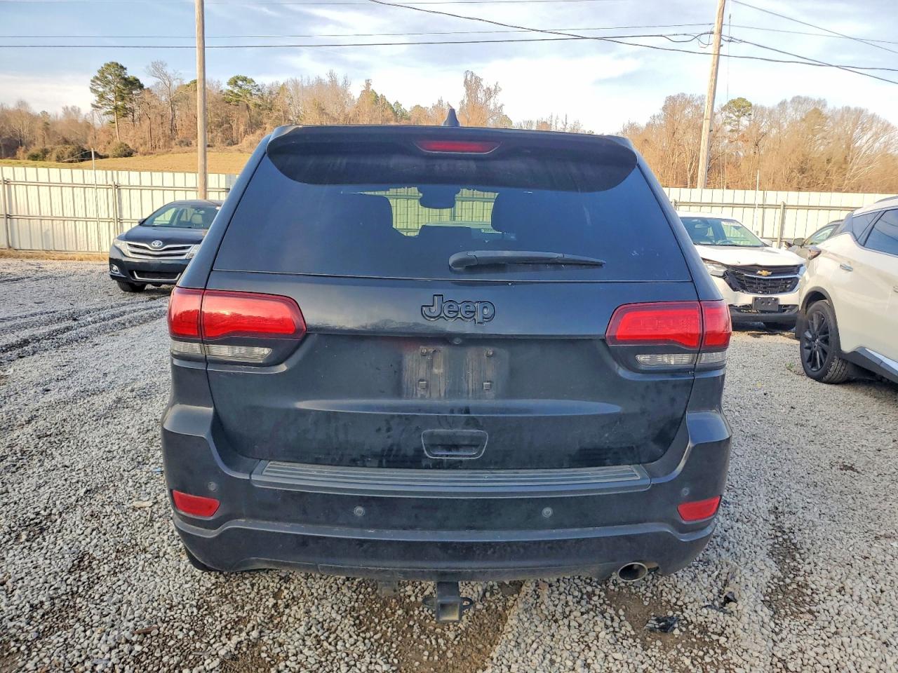 2018 JEEP GRAND CHEROKEE LAREDO photo 6
