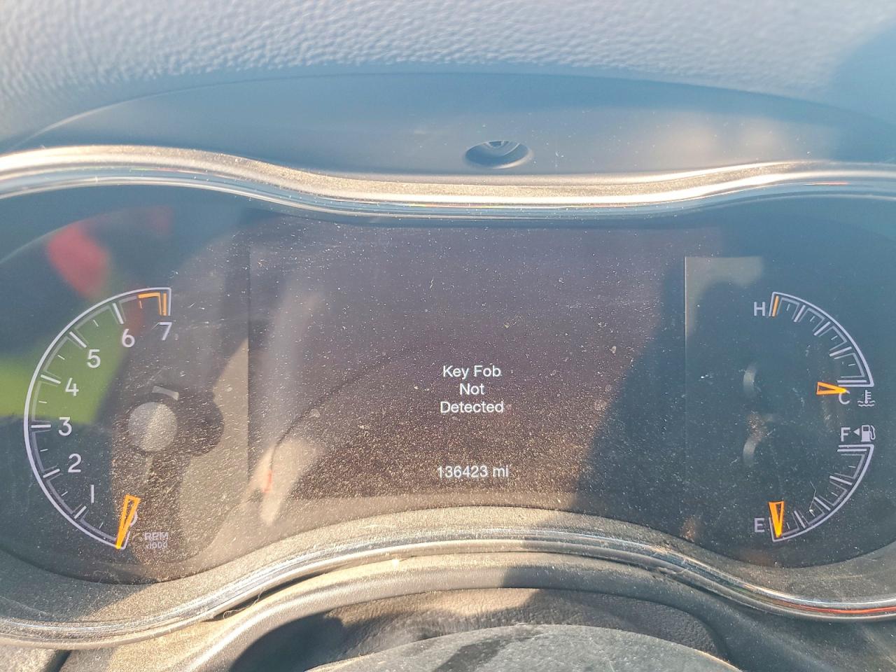 2018 JEEP GRAND CHEROKEE LAREDO photo 9
