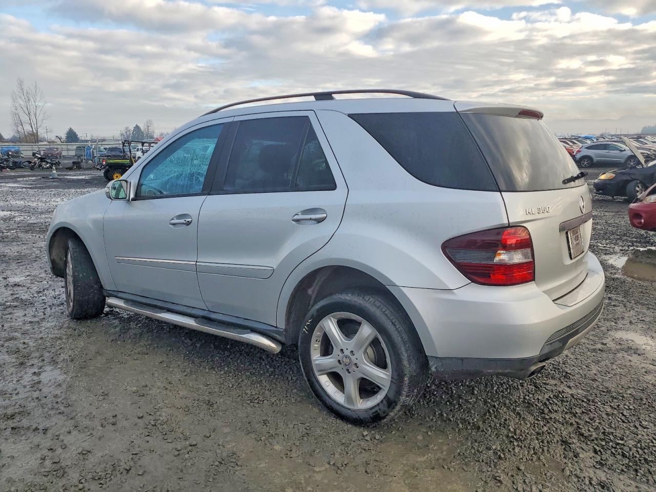 2008 MERCEDES-BENZ ML 350 photo 3