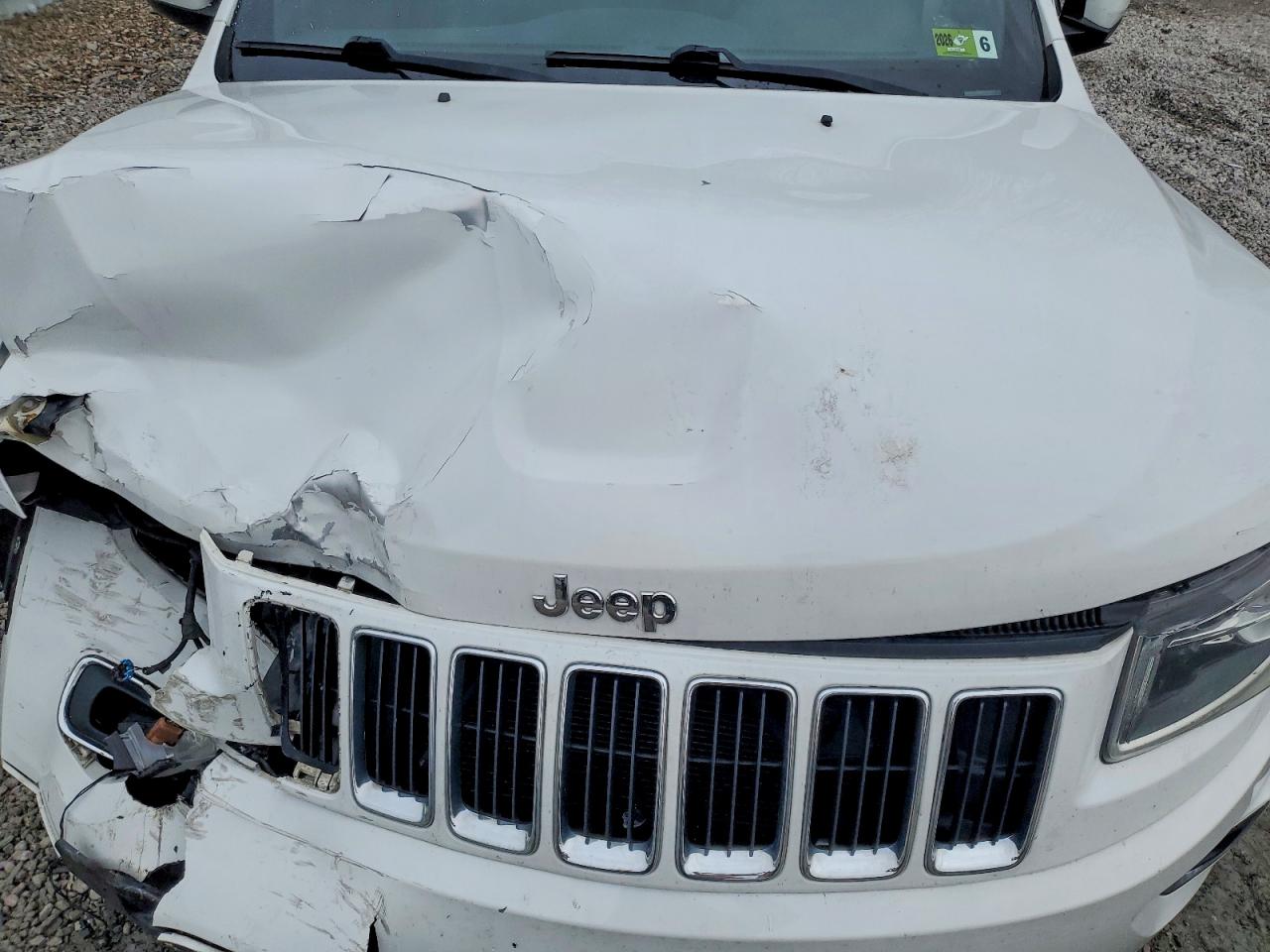 2015 JEEP GRAND CHEROKEE LAREDO photo 12