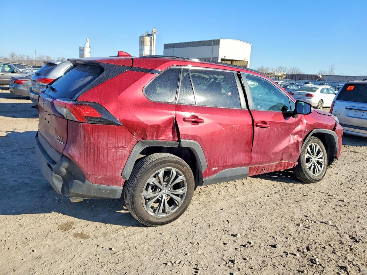 2024 TOYOTA RAV4 XLE PREMIUM photo 5