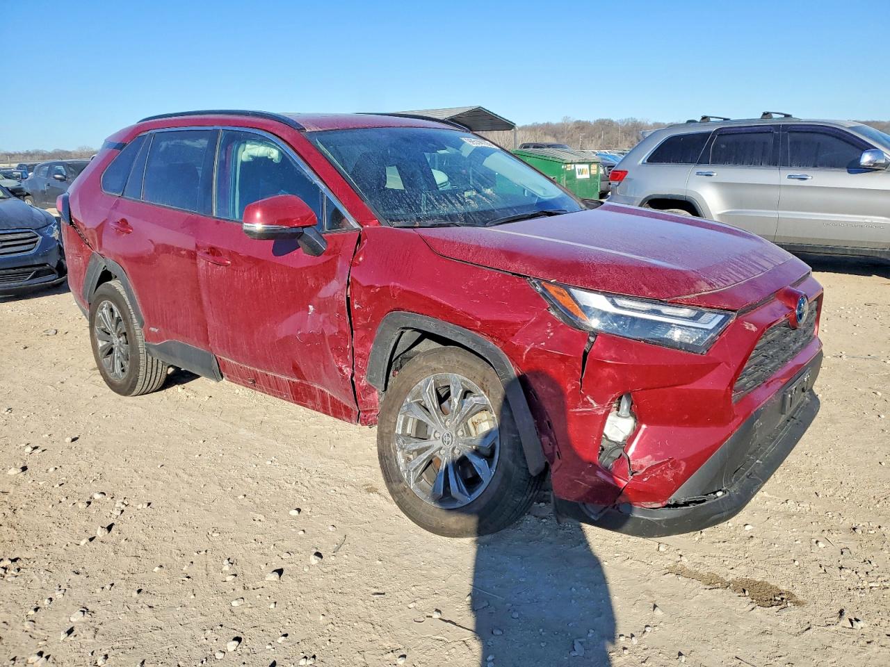 2024 TOYOTA RAV4 XLE PREMIUM photo 7