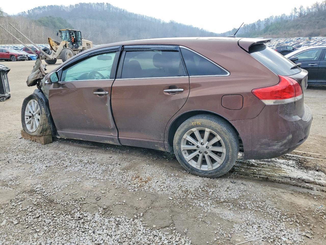 2009 TOYOTA VENZA photo 2