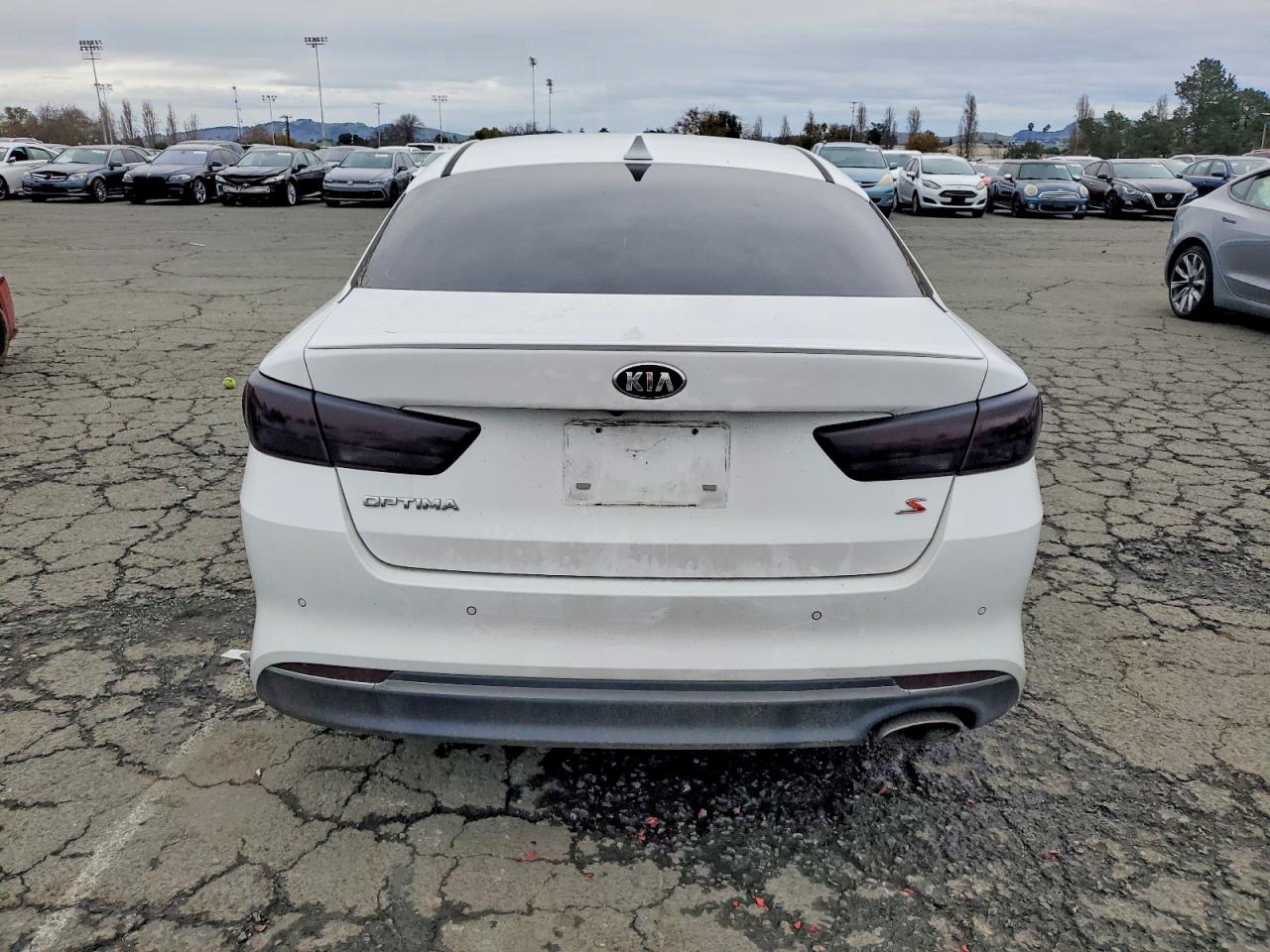 2018 KIA OPTIMA LX photo 6