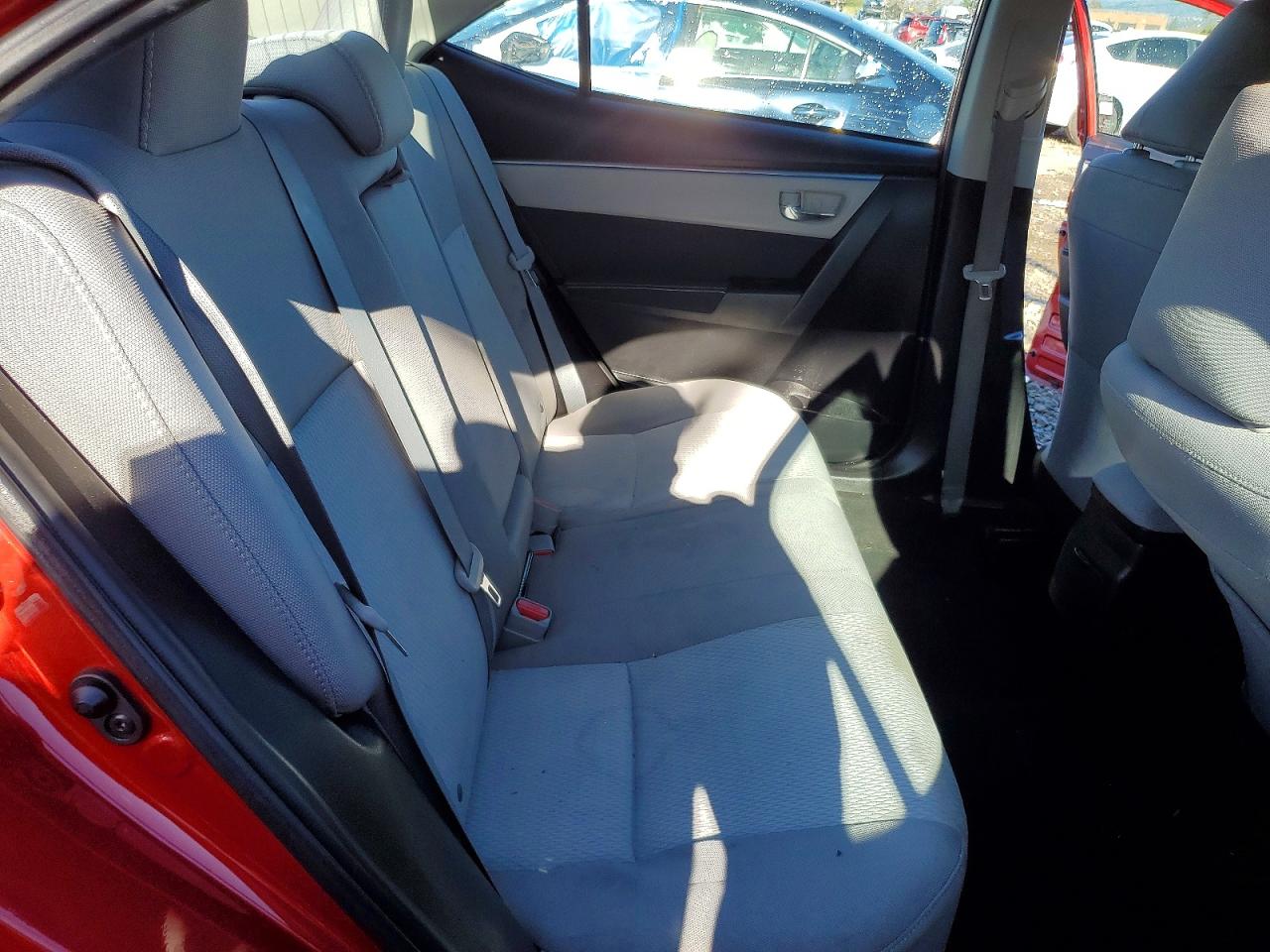 2016 TOYOTA COROLLA L photo 10