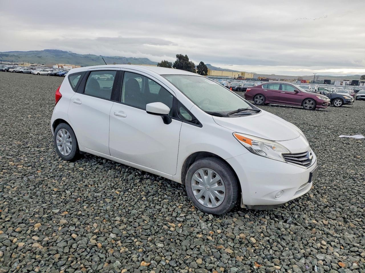2016 NISSAN VERSA NOTE S photo 4