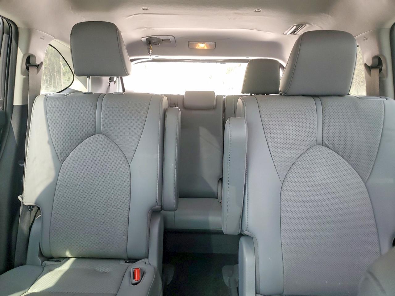 2021 TOYOTA HIGHLANDER LIMITED photo 10