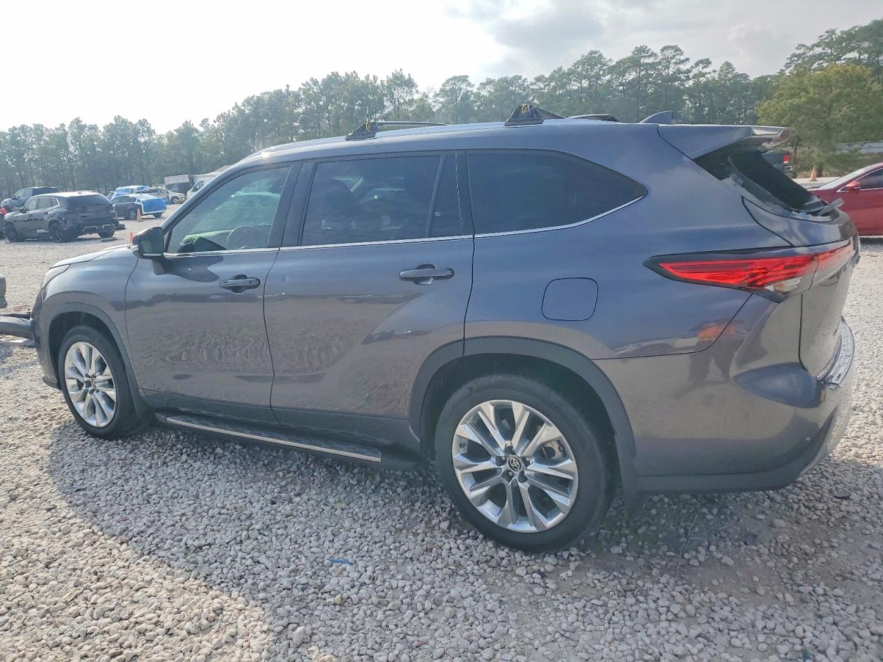 2021 TOYOTA HIGHLANDER LIMITED photo 2