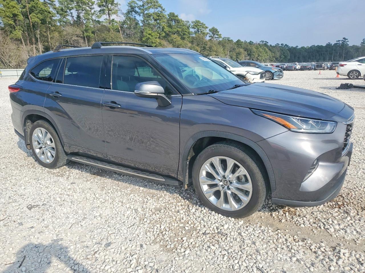 2021 TOYOTA HIGHLANDER LIMITED photo 4