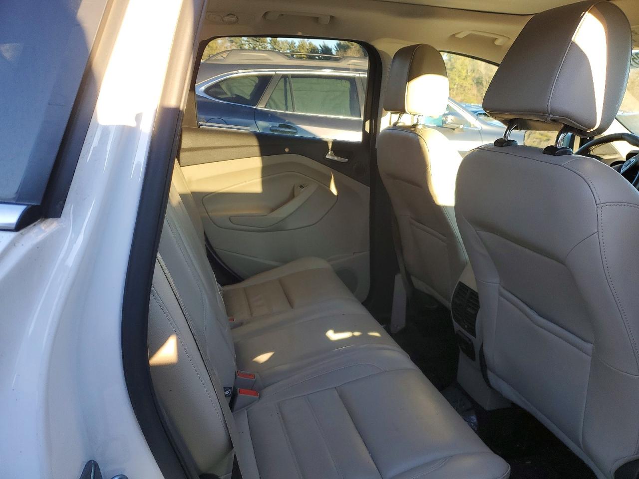 2017 FORD ESCAPE TITANIUM photo 11