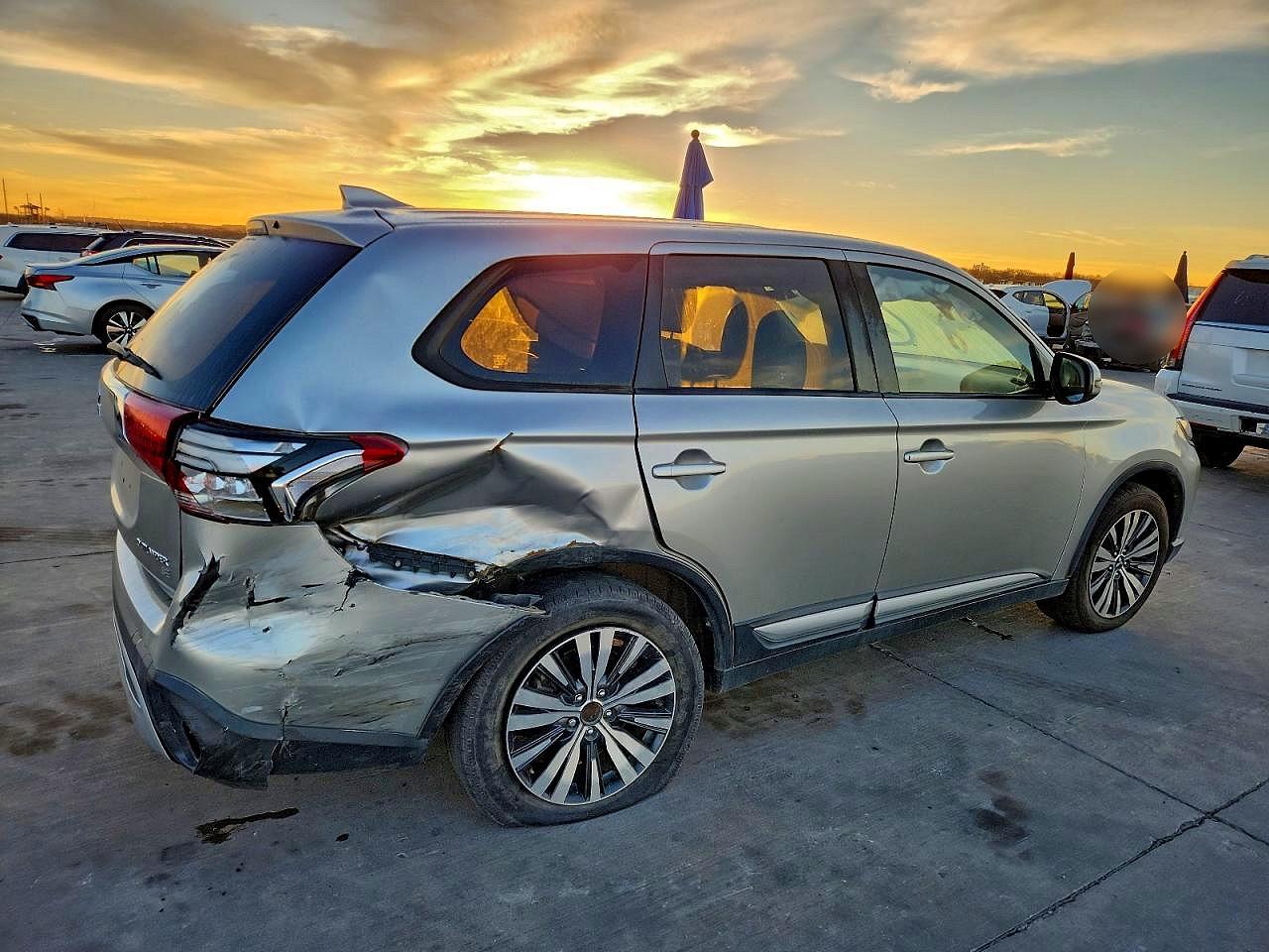 2019 MITSUBISHI OUTLANDER SE photo 3